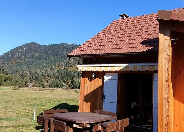 Chalet Pour Amoureux De La Nature Avec Vue Sur Le Lac De Retournemer